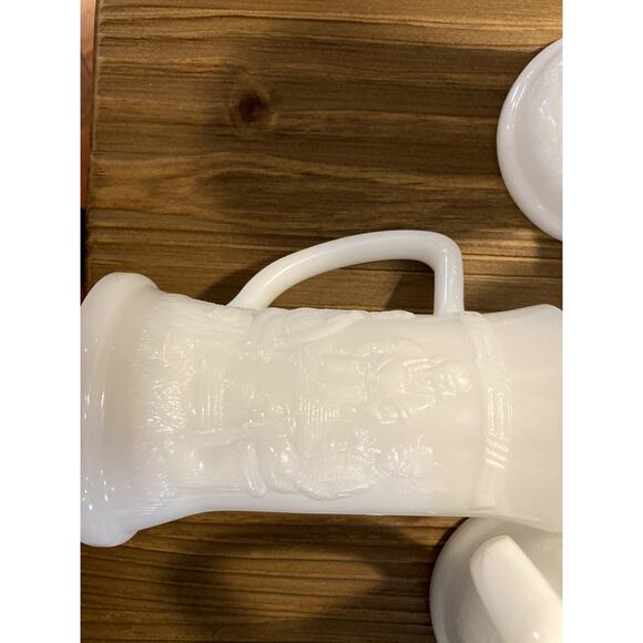 Federal Milk Glass, Beer Stein tavern scene - Picture 2 of 4